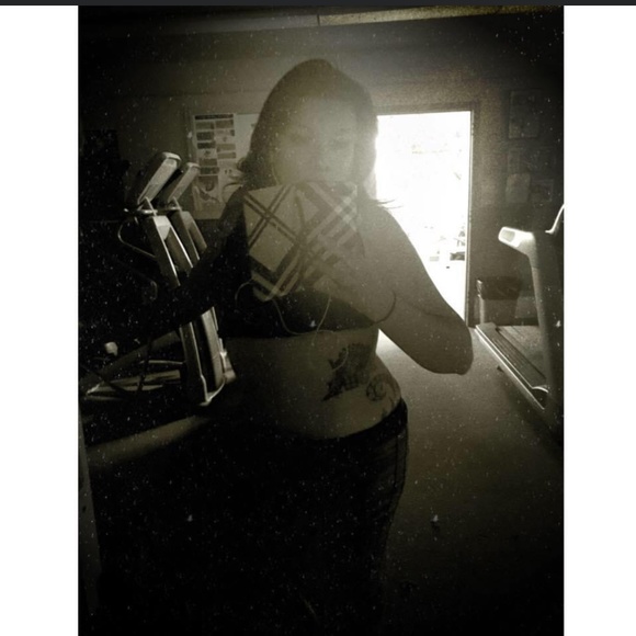 Meet your Posher, Edie - Picture 1 of 1